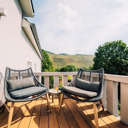 Gut Foersterlay - Exklusive Boutique Apartments Im Historischen Winzerhaus Direkt An Der Mosel Lösnich Eksteriør billede